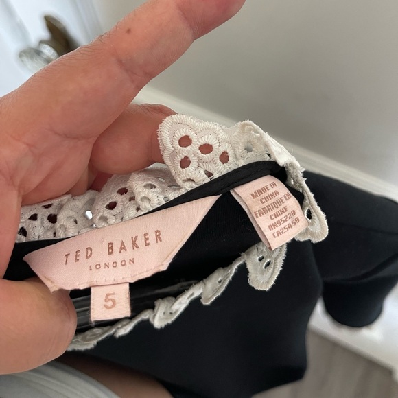 Ted Baker-Blussum Broderie Trim A-Line Dres - Picture 6 of 10